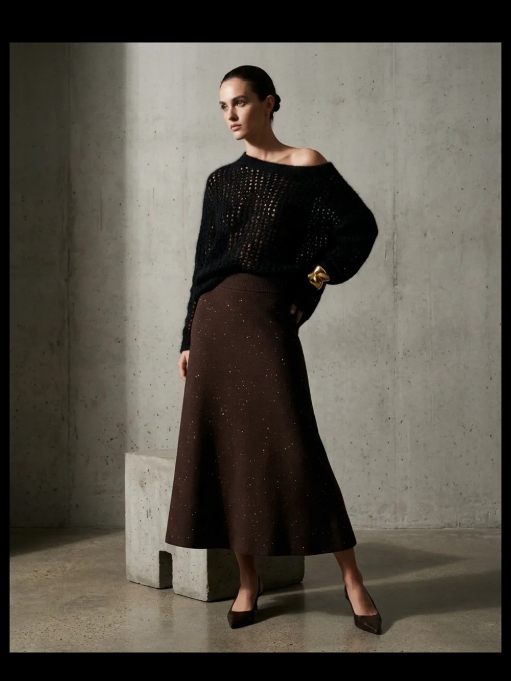Liz Claiborne women's chocolate brown mid-rise midi A-line skirt. Size XL